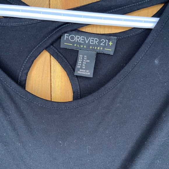 Cross/Keyhole detail swing dress - Picture 4 of 4